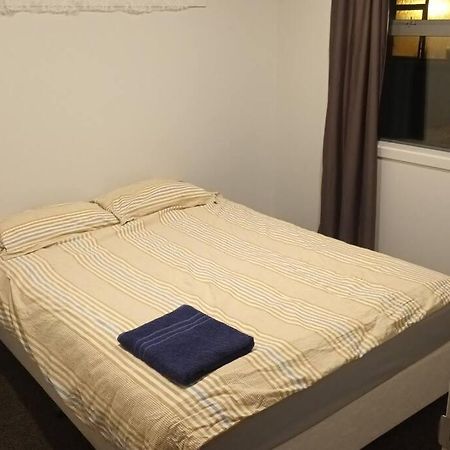 Entire House - Brand New 2 Bedroom House 로어허트 외부 사진